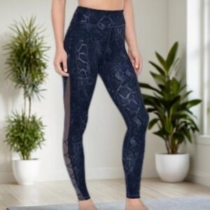 Victoria's Secret leggings snake print mesh blue ultra hi rise NWT size 12